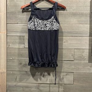 0722 Lululemon - Tame Me Tank, Cinch Waist Yoga Tank
